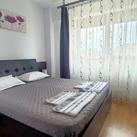 Anaapartment Apartment